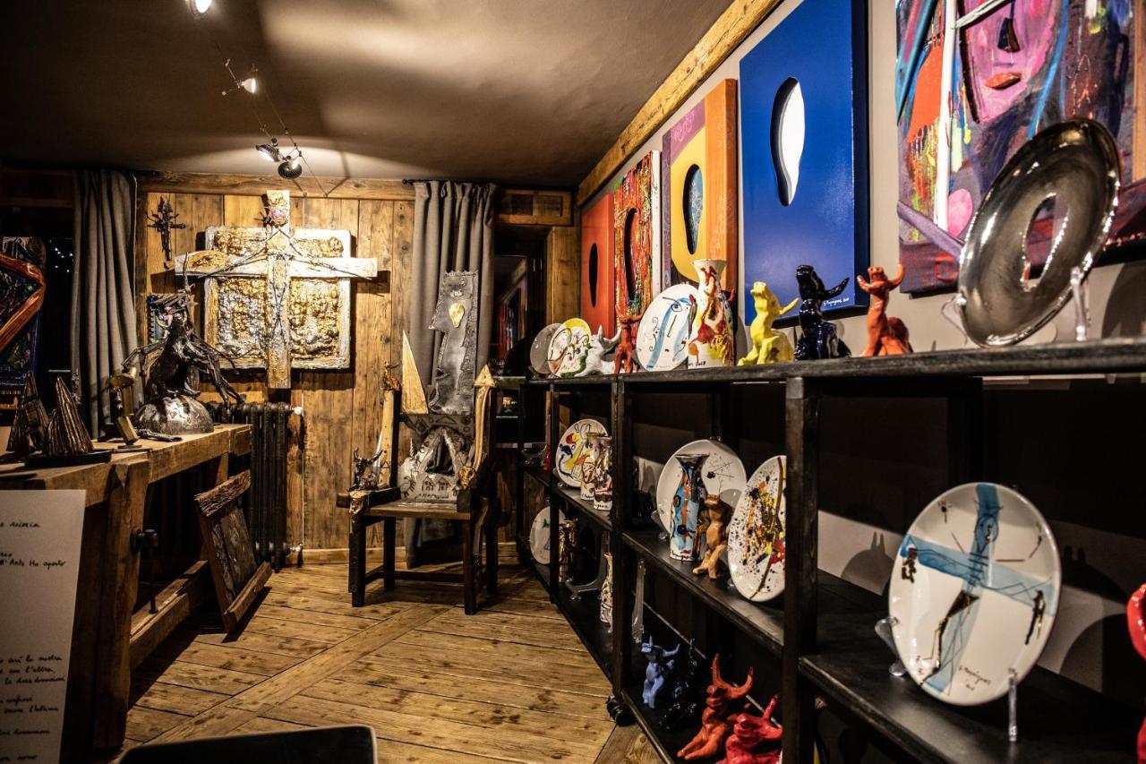 Art Hotel Grivola بيريوِل تْشيرفينيا المظهر الخارجي الصورة